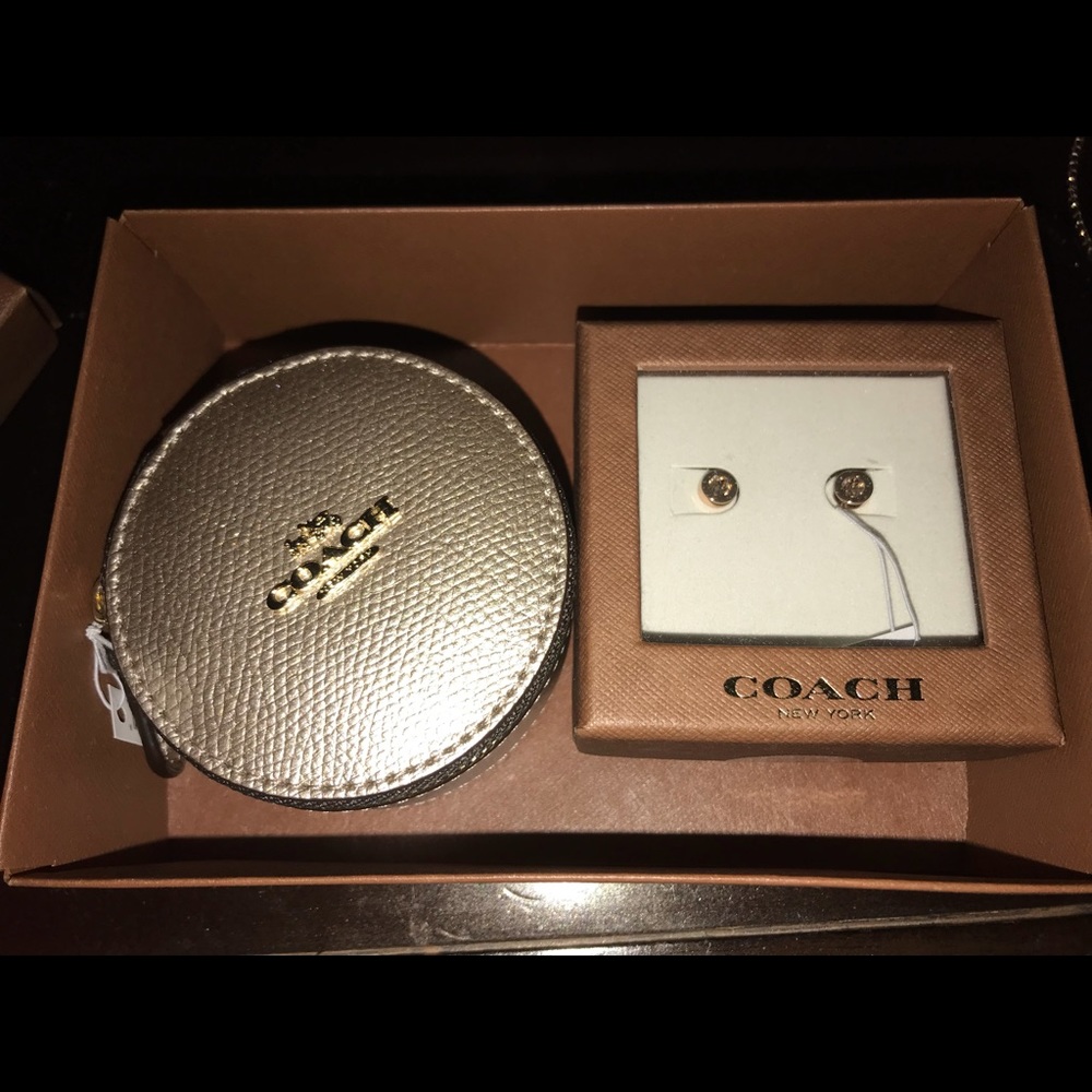 Coach rose gold round earrings with small purse